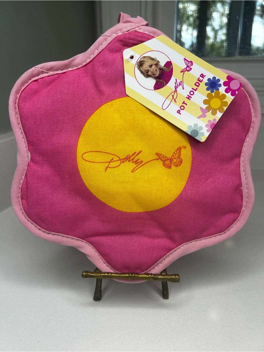 NWT Dolly Parton Pot Holder - Pink and Yellow Flower Kitchen Accessory